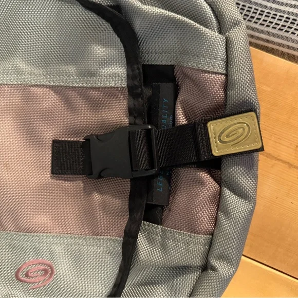 Timbuk2 Two-Tone Gray and Tan Satchel - Picture 6 of 7